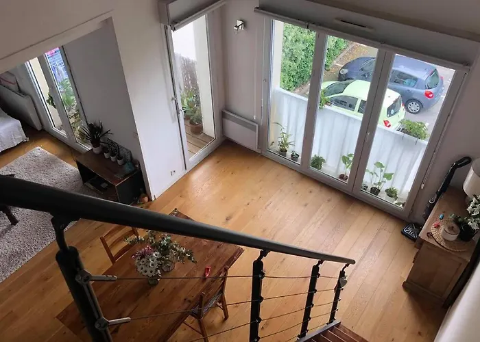 Apartment Bordeaux Centre T2 Duplex 65m Hospital Pellegrin Chu *