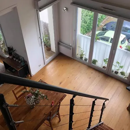 Apartment Joli Duplex 65m Chu Bordeaux Parking Prive *